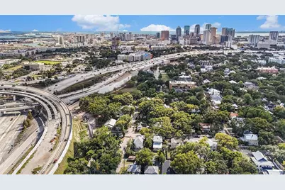 2304 N Grove Avenue, Tampa, FL 33602 - Photo 17