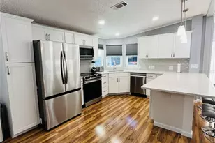 1817 Pennsylvania Ave, Bradenton, FL 34207 - Photo 5