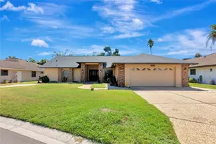 5122 Wedge Ct E, Bradenton, FL 34203 - Photo 1