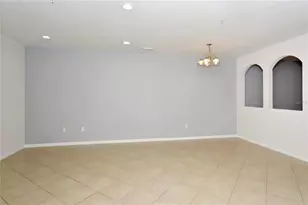 7930 Moonstone Dr, Sarasota, FL 34233 - Photo 3