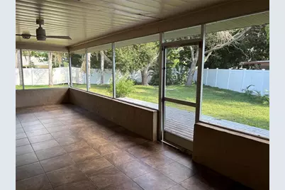 2866 E Rainbow Circle, Sarasota, FL 34231 - Photo 23