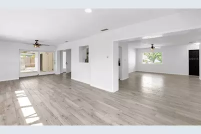 2544 Orsova Way, Sarasota, FL 34231 - Photo 9