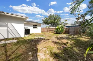 2544 Orsova Way, Sarasota, FL 34231 - Photo 35