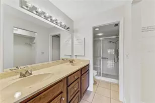 5614 Ashton Lake Dr, Sarasota, FL 34231 - Photo 21