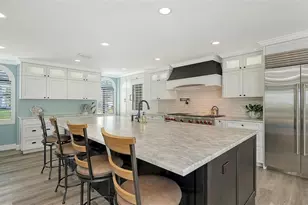 595 Bowsprit Ln, Longboat Key, FL 34228 - Photo 13