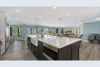 595 Bowsprit Lane, Longboat Key, FL 34228 - Photo 17