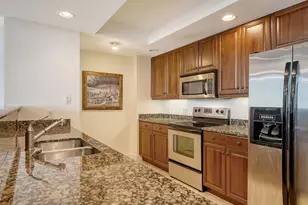 800 N Tamiami Trail, Sarasota, FL 34236 - Photo 21