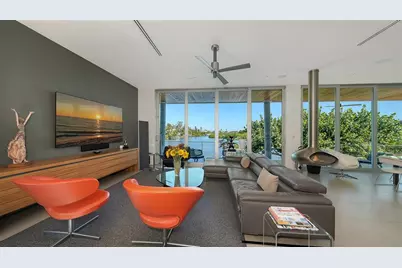 251 Cedar Park Circle, Sarasota, FL 34242 - Photo 19