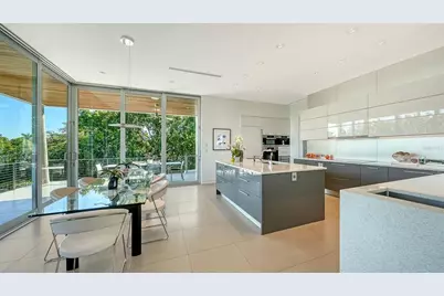 251 Cedar Park Circle, Sarasota, FL 34242 - Photo 31