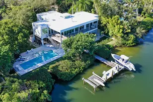 251 Cedar Park Cir, Sarasota, FL 34242 - Photo 71