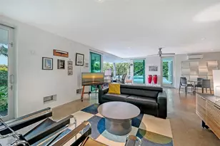 251 Cedar Park Cir, Sarasota, FL 34242 - Photo 47