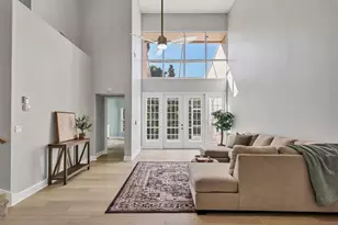 1703 Starling Dr, Sarasota, FL 34231 - Photo 7