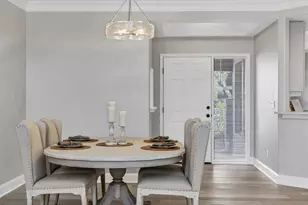 1703 Starling Dr, Sarasota, FL 34231 - Photo 15