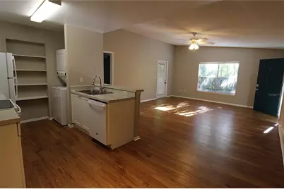 8114 45th Court E #7, Sarasota, FL 34243 - Photo 3