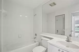 5533 Avellino Pl, Sarasota, FL 34238 - Photo 13