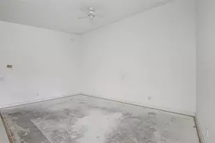 5533 Avellino Pl, Sarasota, FL 34238 - Photo 17