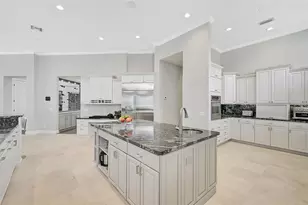 854 Macewen Dr, Osprey, FL 34229 - Photo 11