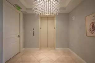 2050 Benjamin Franklin Dr, Sarasota, FL 34236 - Photo 3