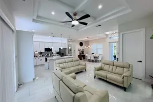 528 Jacaranda Pkwy E, Cape Coral, FL 33909 - Photo 21