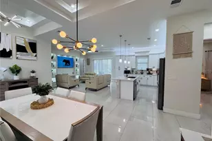 528 Jacaranda Pkwy E, Cape Coral, FL 33909 - Photo 13