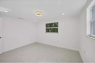 6711 S Lockwood Ridge Road, Sarasota, FL 34231 - Photo 21