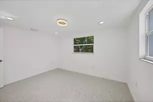 6711 S Lockwood Ridge Rd, Sarasota, FL 34231 - Photo 21