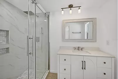 6711 S Lockwood Ridge Road, Sarasota, FL 34231 - Photo 15