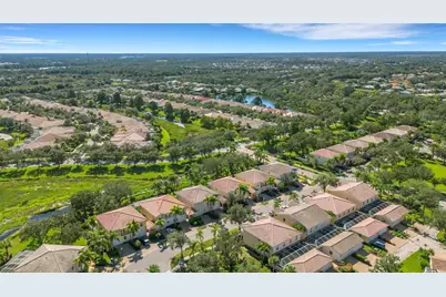 7860 Bergamo Avenue, Sarasota, FL 34238 - Photo 59