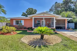 300 Pocono Trail E, Nokomis, FL 34275 - Photo 1