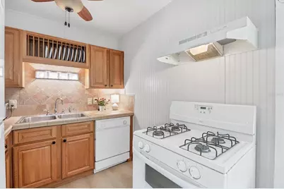 300 Pocono Trail E, Nokomis, FL 34275 - Photo 13