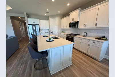 10710 Falling Leaf Court, Parrish, FL 34219 - Photo 11