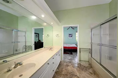 3718 Boca Pointe Drive, Sarasota, FL 34238 - Photo 21