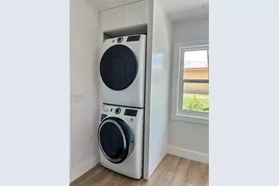 1625 Idle Lane, Sarasota, FL 34231 - Photo 23