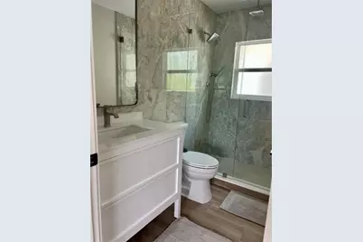 1625 Idle Lane, Sarasota, FL 34231 - Photo 19