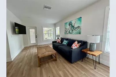 1625 Idle Lane, Sarasota, FL 34231 - Photo 7