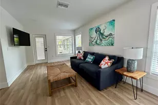 1625 Idle Ln, Sarasota, FL 34231 - Photo 7