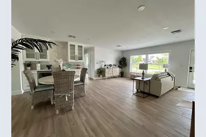 1625 Idle Lane, Sarasota, FL 34231 - Photo 3