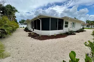 1625 Idle Ln, Sarasota, FL 34231 - Photo 29