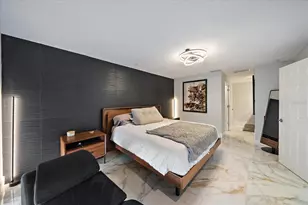 2827 Hardee Dr, Sarasota, FL 34231 - Photo 15