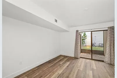 2224 Bahia Vista Street #E1, Sarasota, FL 34239 - Photo 13