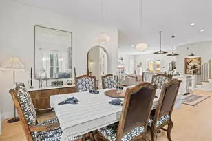 1724 Cherry Ln, Sarasota, FL 34236 - Photo 9