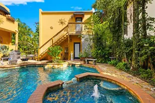 1724 Cherry Ln, Sarasota, FL 34236 - Photo 3