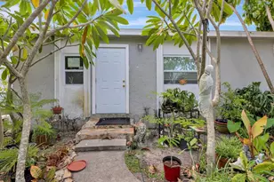 3278 56th Ave N, Saint Petersburg, FL 33714 - Photo 1