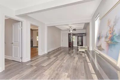 3278 56th Avenue N, Saint Petersburg, FL 33714 - Photo 13