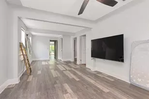 3278 56th Ave N, Saint Petersburg, FL 33714 - Photo 9