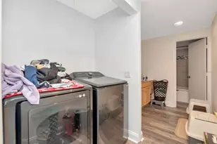 3278 56th Ave N, Saint Petersburg, FL 33714 - Photo 15