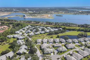 5541 E Long Common Ct, Sarasota, FL 34235 - Photo 3