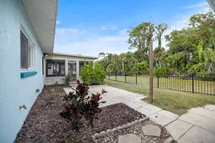 810 Harvard St, Englewood, FL 34223 - Photo 41