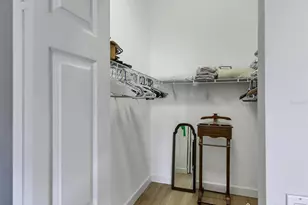 7234 Eleanor Cir, Sarasota, FL 34243 - Photo 19