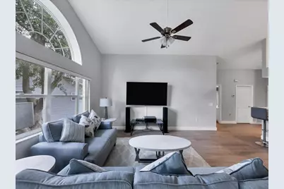 7234 Eleanor Circle #203, Sarasota, FL 34243 - Photo 7